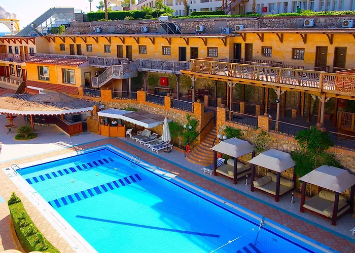 Üdülőközpont Naama Blue 3*