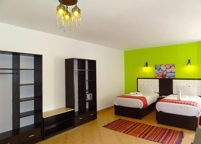 Naama Blue 3*